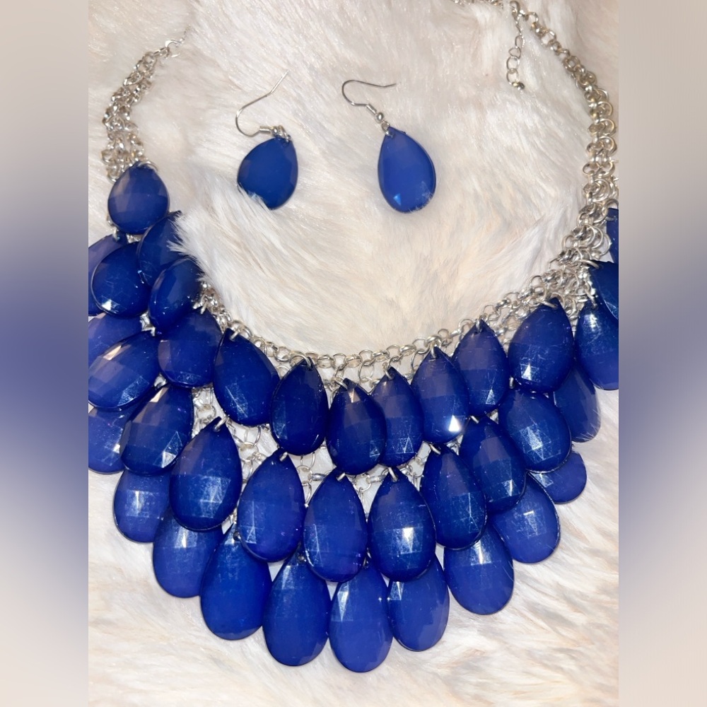The Skyline Collection Drop Earring and Necklace Set in Blue Sparkle 20" adjusts